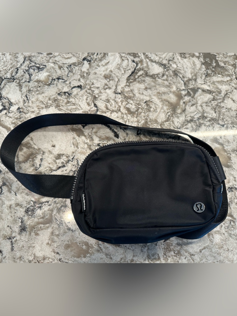 Lululemon belt bag 1L